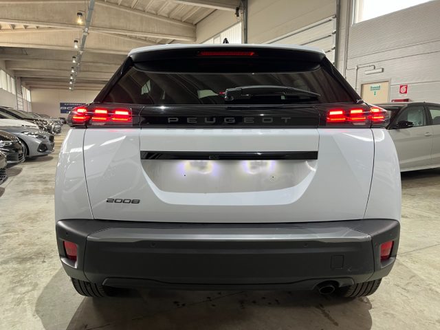 PEUGEOT 2008 usata, con Autoradio