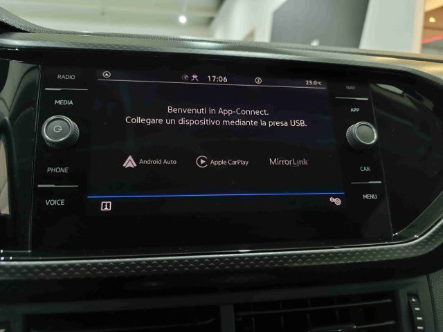 VOLKSWAGEN T-Cross usata, con Autoradio digitale