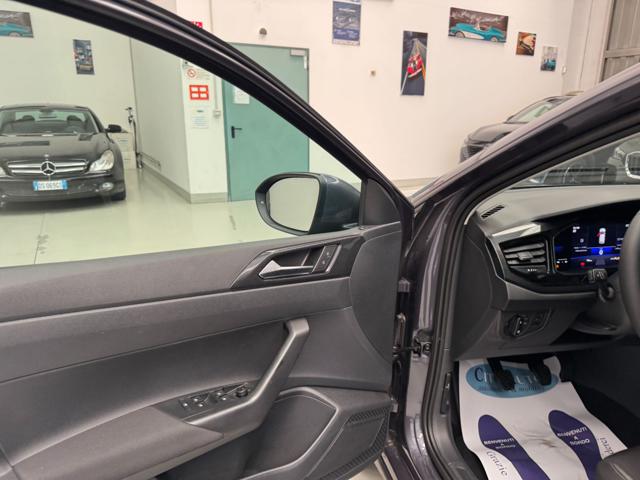 VOLKSWAGEN Taigo usata, con Boardcomputer