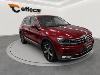 VOLKSWAGEN Tiguan usata, con Airbag laterali
