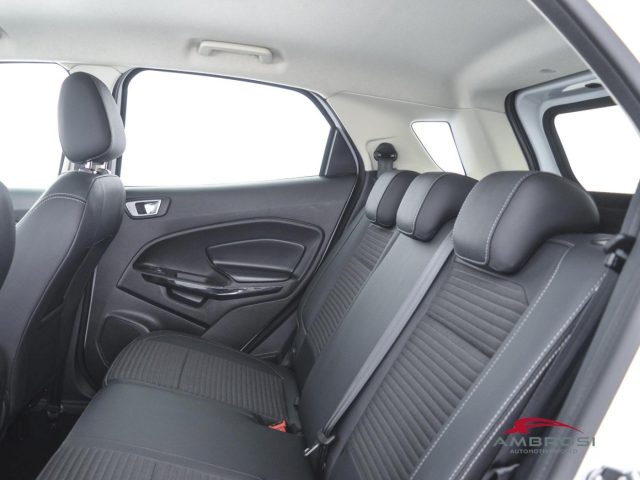 FORD EcoSport usata 9