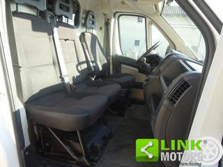 PEUGEOT Boxer usata, con Bluetooth