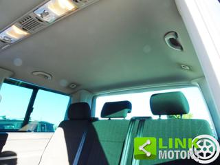 VOLKSWAGEN Multivan usata, con USB