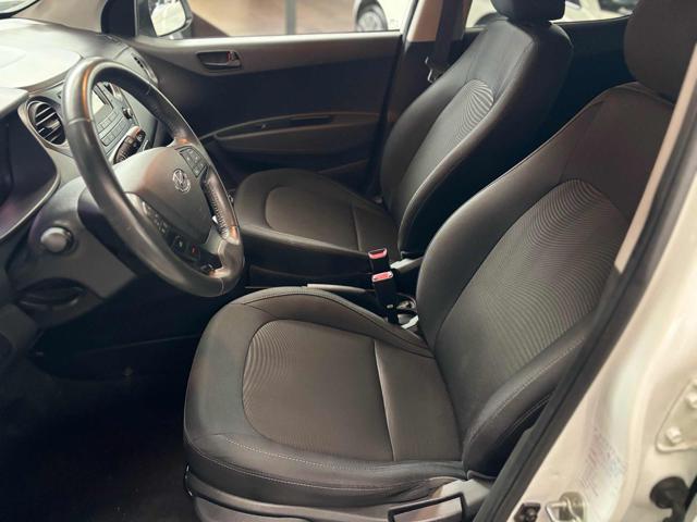 HYUNDAI i10 usata, con Autoradio