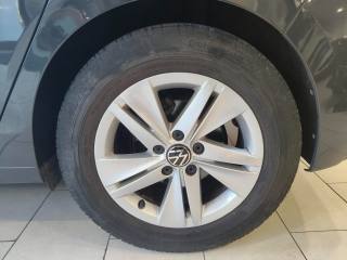 VOLKSWAGEN Golf usata, con Park Distance Control