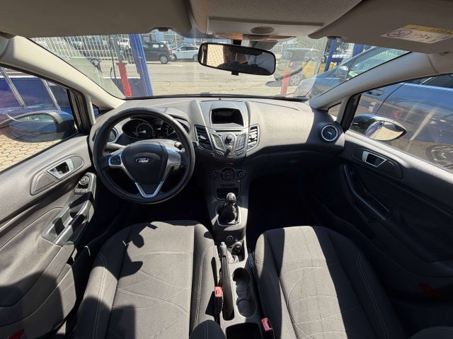 FORD Fiesta usata, con Autoradio