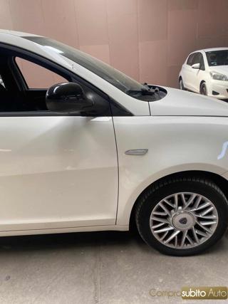 LANCIA Ypsilon usata, con Controllo trazione