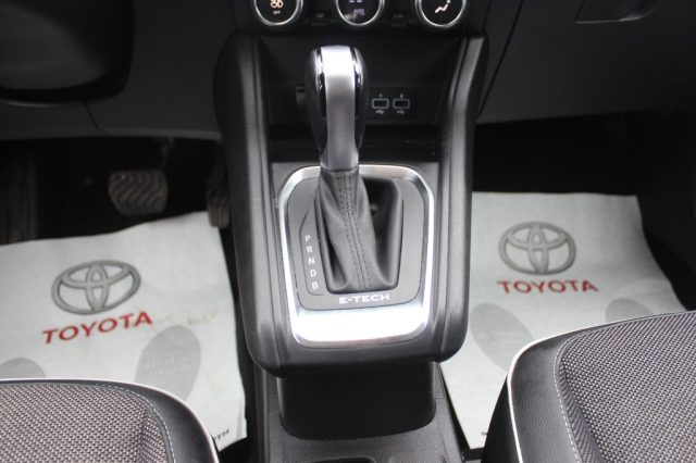 RENAULT Captur usata, con Bracciolo