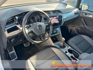 VOLKSWAGEN Touran usata, con Airbag