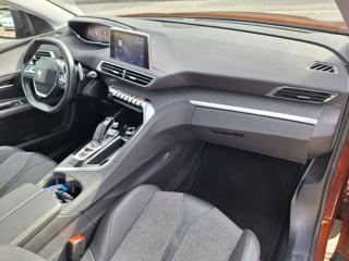 PEUGEOT 3008 usata, con Sistema di navigazione
