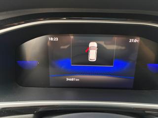 VOLKSWAGEN T-Roc usata, con Autoradio