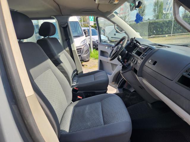 VOLKSWAGEN Caravelle usata, con Tetto panorama