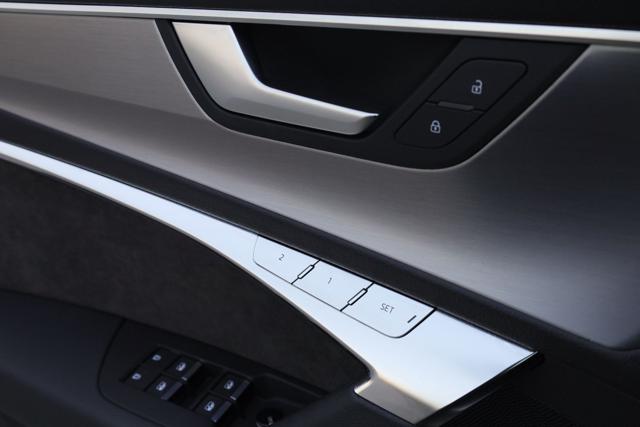 AUDI S6 usata, con Park Distance Control