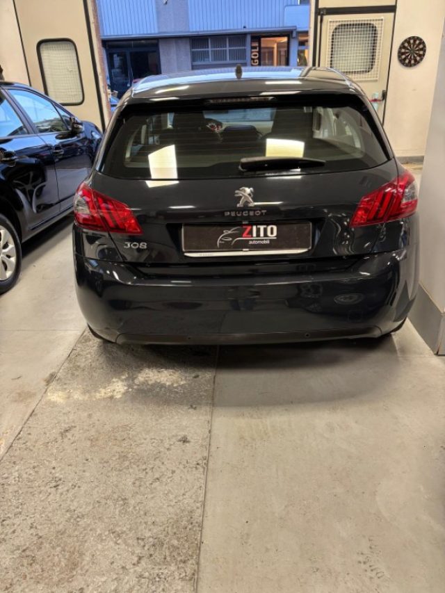 PEUGEOT 308 usata, con Airbag Passeggero