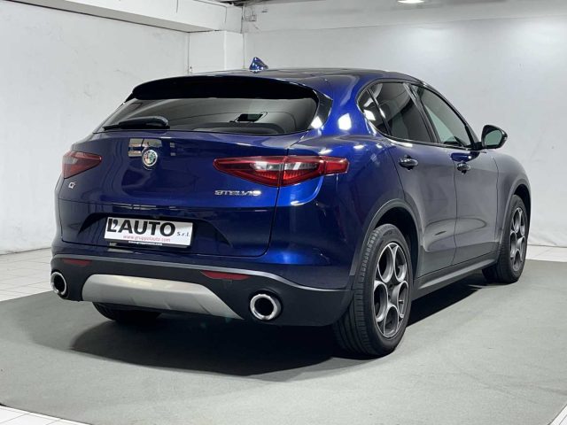 ALFA ROMEO Stelvio usata, con Autoradio