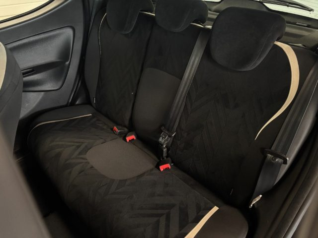LANCIA Ypsilon usata, con Servosterzo