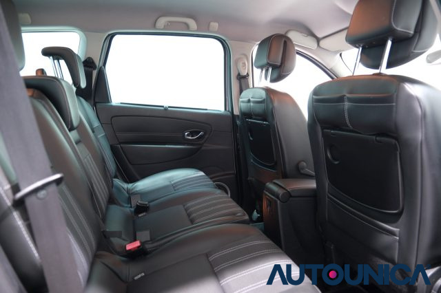 RENAULT Scenic usata 57