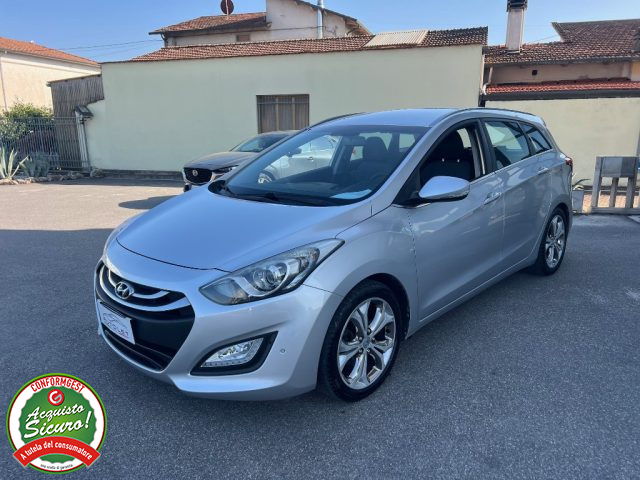 HYUNDAI i30 usata, con Airbag laterali