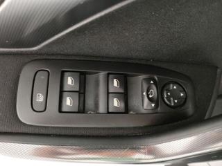 PEUGEOT 2008 usata, con Servosterzo