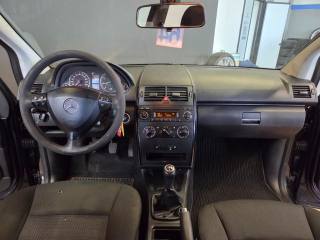 MERCEDES-BENZ A 160 usata, con ESP