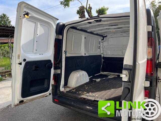 RENAULT Trafic usata 26