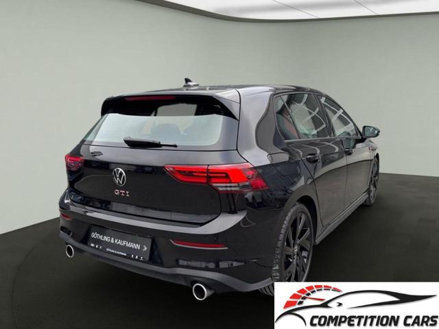 VOLKSWAGEN Golf usata, con Airbag