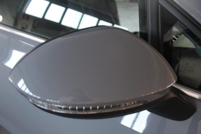 VOLKSWAGEN Golf usata, con Bracciolo