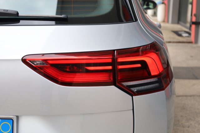 VOLKSWAGEN Golf Variant usata 100