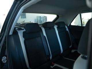 VOLKSWAGEN T-Roc usata, con Volante multifunzione
