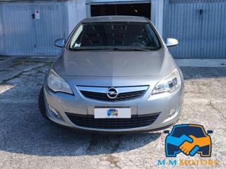 OPEL Astra usata, con Airbag