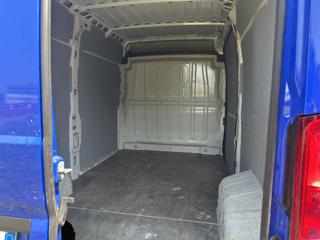 PEUGEOT Boxer usata, con Controllo vocale