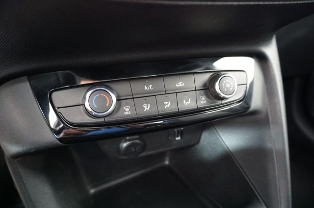 OPEL Corsa usata, con Specchietti laterali elettrici