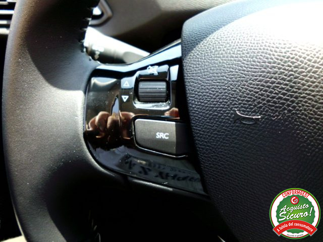 PEUGEOT 308 usata, con Luci diurne LED