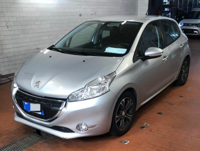 PEUGEOT 208 usata, con ABS