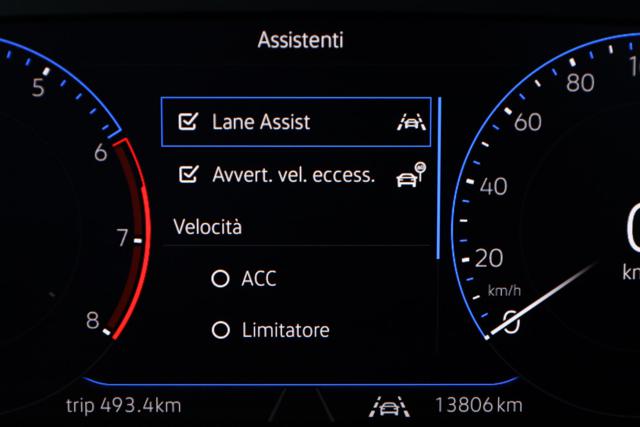 VOLKSWAGEN Polo usata, con Autoradio
