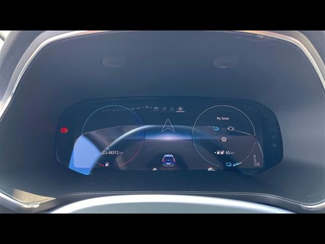 RENAULT Captur usata, con Volante in pelle