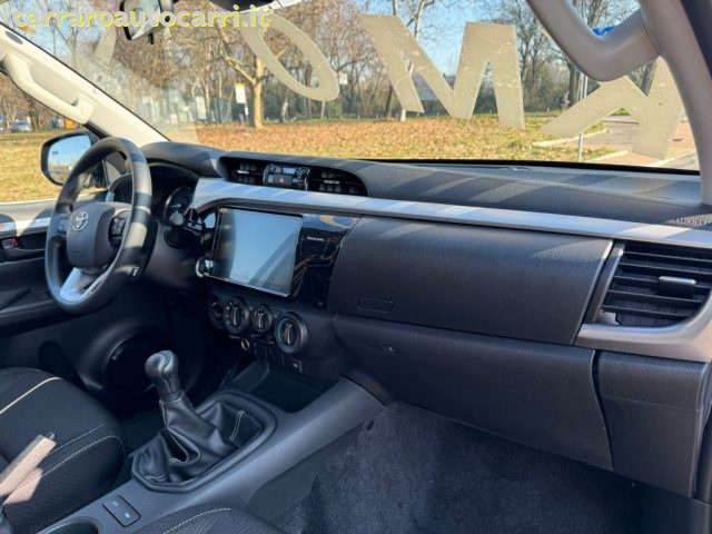TOYOTA Hilux usata, con Controllo elettronico della corsia