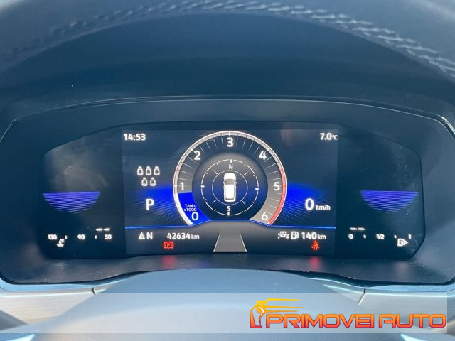 VOLKSWAGEN Touran usata, con Frenata d