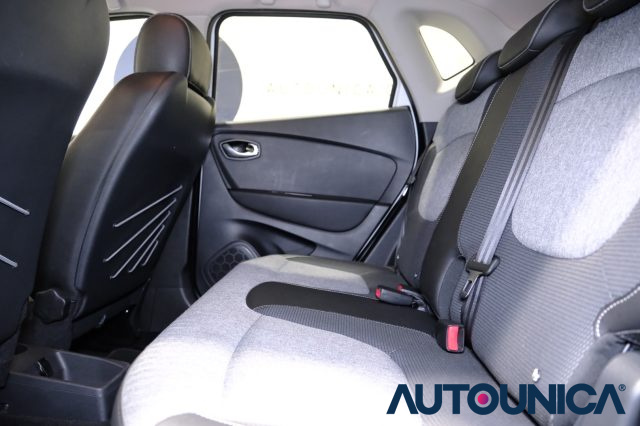 RENAULT Captur usata 41