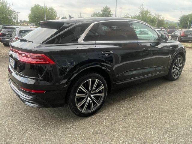 AUDI Q8 usata, con Autoradio