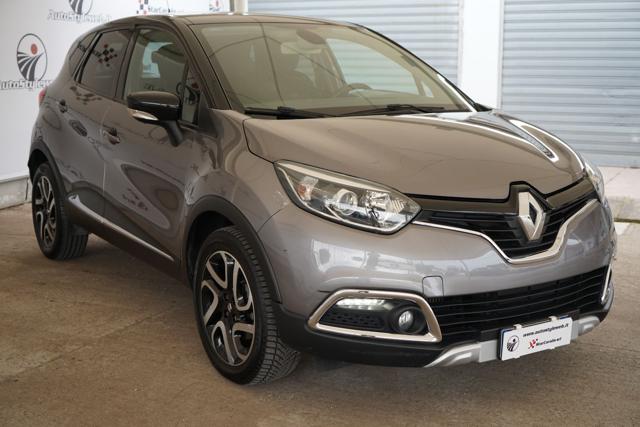 RENAULT Captur usata, con Alzacristalli elettrici