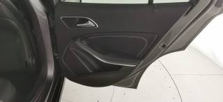 MERCEDES-BENZ GLA 200 usata, con Fari bi-xeno