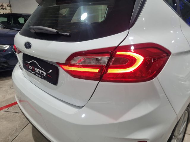FORD Fiesta usata, con MP3