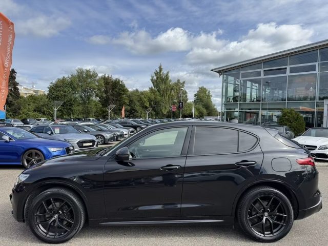 ALFA ROMEO Stelvio usata, con Airbag