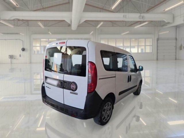 FIAT Doblo usata, con Airbag