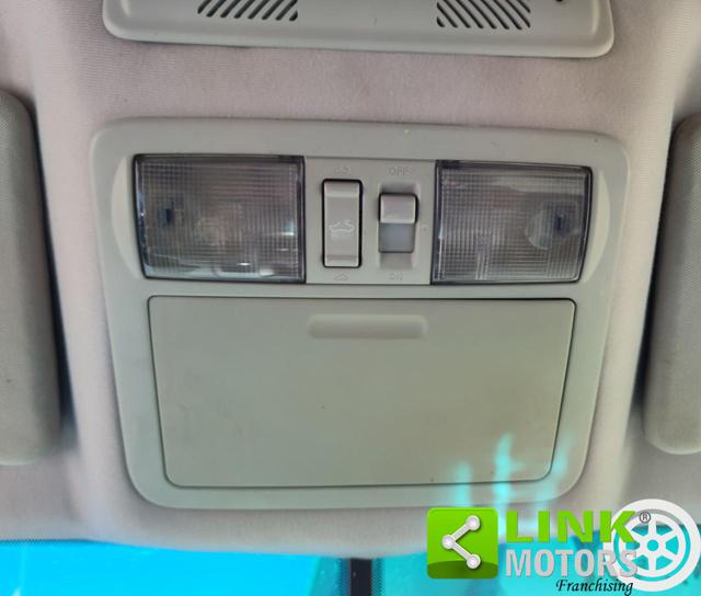 NISSAN Pathfinder usata 35