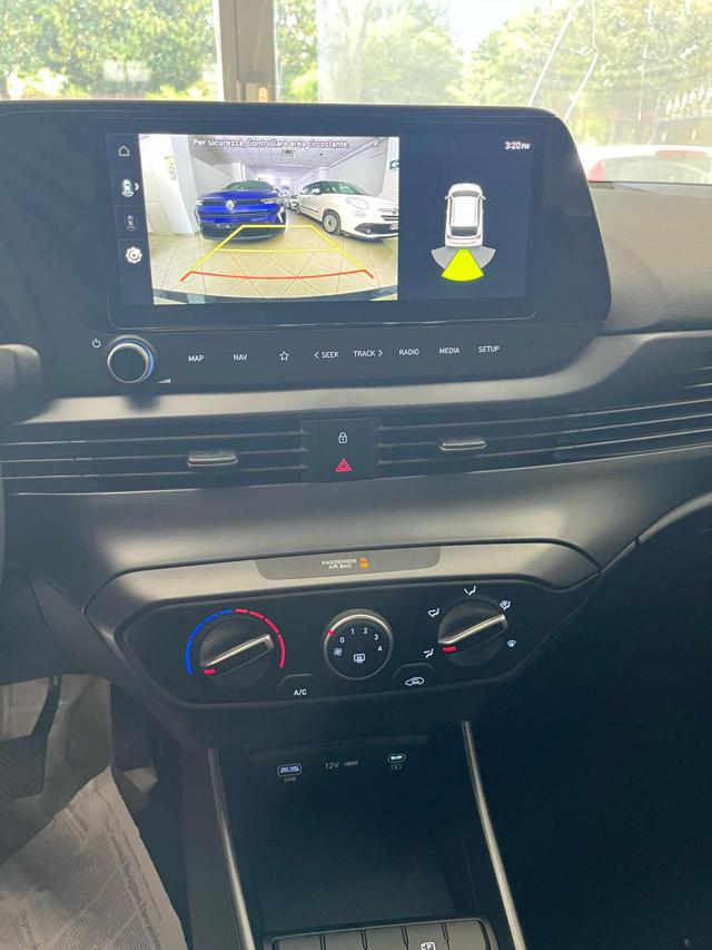 HYUNDAI i20 usata, con Autoradio