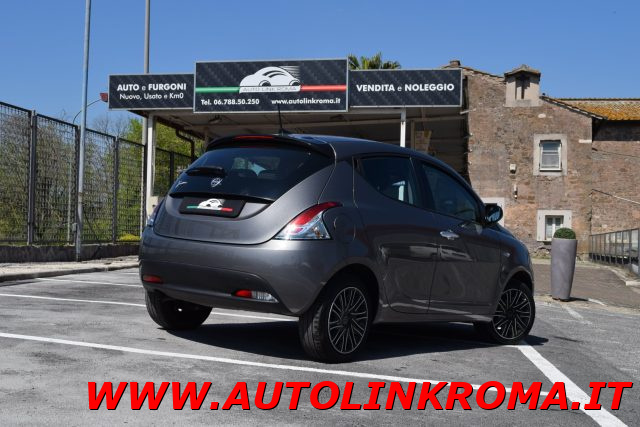 LANCIA Ypsilon usata, con Airbag laterali