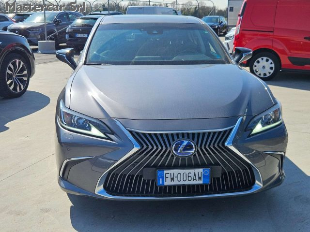 LEXUS ES 300 usata, con Interni in pelle