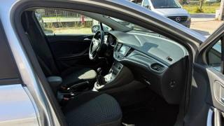 OPEL Astra usata, con Sensore di pioggia